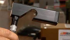 Grappling Hook That Harvests Electricity From Overhead Powerlines Electricity Overhead Power Line Cool Stuff