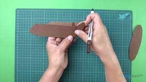 Oder ihr malt die bastelvorlage in eurer. Flugzeug Basteln Aus Wellpappe Papier Youtube