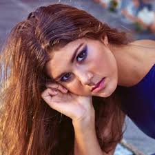 Kala Shaw's Instagram, Twitter & Facebook