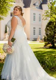 Wir schicken alle kleider durch schnelle lieferung, z.b. Brautkleider Fur Die Mollige Braut Brautmoden Ubergrossen