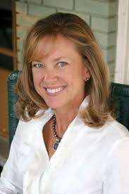 Kelly Flood's Instagram, Twitter & Facebook