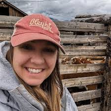 Tiffany Lauer's Instagram, Twitter & Facebook