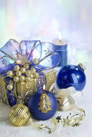 Christmas ornaments blue zu spitzenpreisen. 16 Exquisite Gold And Navy Blue Christmas Decorations Decor Home Ideas