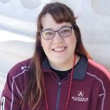 Kimberly Kuhlman's Instagram, Twitter & Facebook