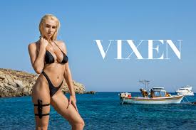 Wallpaper : Kendra Sunderland, model, women, bikini, beach, barefoot  3000x2000 - jwalk - 1450577 - HD Wallpapers - WallHere