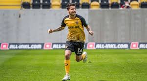 Auch die reaktionen aklingen altbekannt. Hosiner Mit Dresden Kurz Vor Aufstieg In 2 Deutsche Bundesliga Sky Sport Austria