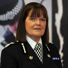 Gwent officers in blaze rescue nominated for awards