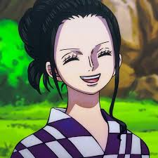 Nicole Robin's Instagram, Twitter & Facebook