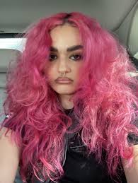 un olives jinke baal 'unnatural' rang ke dye hue hain: tumhara sabse best  color kya tha? : r/Fairolives