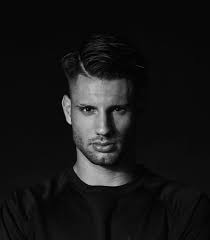 Écarté des terrains depuis janvier, le milieu de terrain du rb leipzig dominik szoboszlai. Dominik Szoboszlai Facebook