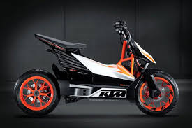 Dan monggo dinikmati dan di pandang sketsa yang apa adanya. Sketsa Ktm Emotion Bakal Bikin Panas Pasar Skutik 2022