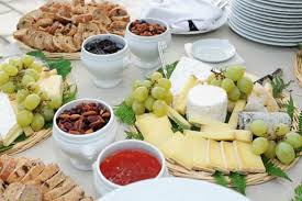 8 Idees Pour Un Vin D Honneur Fait Maison Vin D Honneur Fait Maison Vin D Honneur Alimentation