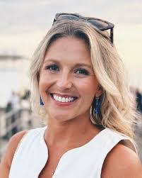 Amanda Cosby's Instagram, Twitter & Facebook