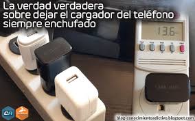 La primera es porque gasta mucha energía, y la segunda es porque se descompone. La Verdad Verdadera Sobre Dejar El Cargador Del Telefono Siempre Enchufado Conocimiento Adictivo