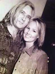 Joe Elliott And Kristine Elliott Dating Gossip News Photos