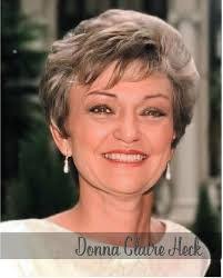 Donna Claire's Instagram, Twitter & Facebook