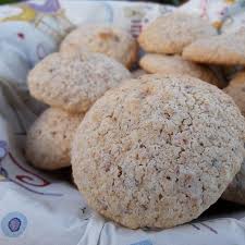 Des Delicieux Macarons Noisettes Citron Recette De Macarons A L Ancienne Simple A Realiser Et Rapide A Devorer Rec Macaron Noisette Recette Guimauve Macaron