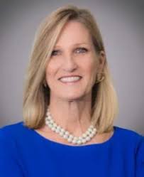 DISTRIBUCIÓN DE DIPLOMAS OTOÑO