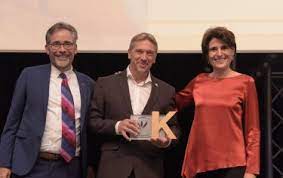 Sie finden uns in ruhiger lage unmittelbar am rand der historischen altstadt von oberursel, die mit fachwerkhäusern, verwinkelten gassen und kleinen weihern ein liebenswertes und anregendes umfeld bietet. Haus Der Betreuung Und Pflege Altkonigstrasse Oberursel Seniorenheim Korian Bestens Umsorgt