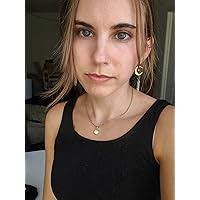 Evelyn Garzon's Instagram, Twitter & Facebook