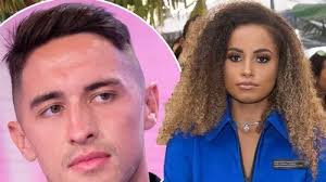 Amber Gill parties with other Islanders hours before Greg O'Shea split