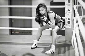 Includes boxing stats, fight record, bio, martial arts history, photos, and karolina owczarz. Karolina Owczarz Box