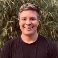 Jake Mendel's Instagram, Twitter & Facebook