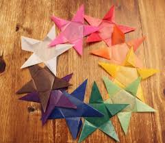 5 Zackige Sterne Aus Drachenpapier Falten Fensterbilder Weihnachten Basteln Basteln Weihnachten Fenster Basteln Weihnachten