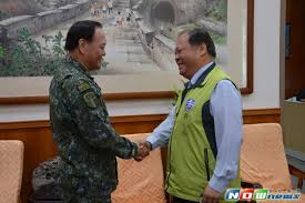 陸軍副司令莫又銘 接任國防部常務次長 2021/2/5 15:47 （2/5 15:51 更新） 請同意我們的隱私權規範，才能啟用聽新聞的功能。 é™¸è»å‰¯å¸ä»¤å­£é€£æˆä¸­å°‡æ‹œæœƒé™³å…‰å¾© åœ°æ–¹ Nownewsä»Šæ—¥æ–°èž