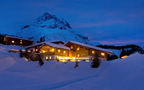 Hotel haus schönblick is a cosy family hotel in the green. Lage Und Anreise Apartments Haus Schonblick Lech Am Arlberg Appartements Haus Schonblick