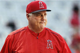 The area was surrounded by 19 metres of land elevation (62 ft), even though the olympiastadion (to the east) was only 17 metres (55 ft) high. Mentor Mike Scioscia Dirigira A Eeuu En Preolimpico De Beisbol Prensa Latina