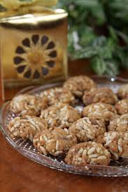 It had to be buttery, a little crumbly (like shortbread), and not too sweet. 10 Cookie Recipes For Hari Raya Kuali