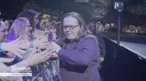 Goodbye deutschland! (vox) geht mit angelo kelly, 38, in eine neue staffel: Goodbye Deutschland Angelo Kelly Nimmt Abschied Von Der Kelly Family Youtube