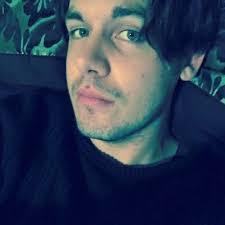 Daniel Dearman's Instagram, Twitter & Facebook