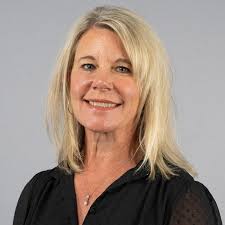 Lori Posey's Instagram, Twitter & Facebook