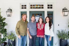 Fixer Upper Blending Styles In An 1880 S Farm House Hgtv S Fixer Upper With Chip And Joanna Gaines Joanna Gaines Design Chip And Joanna Gaines Joanna Gaines