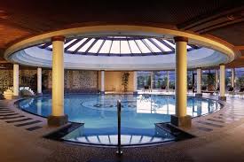 Hallenbad Im Hotel Tyrol Haldensee Wellnesshotel Wellness Hotel Tirol Wellnesshotel Hotel Style At Home