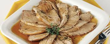 Le tempistiche di cottura potrebbero variare, magari dovrete leggermente prolungare i tempi se siete in possesso di un arricchite questo piatto con il contorno che più amate: Ricetta Cosciotto Di Agnello Al Forno Sale Pepe