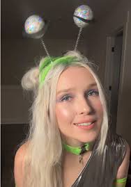 Nicole Pass (@knicolethompson)