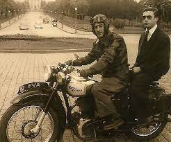 In 1967, jovem guarda artist tony campelo (who was a producer at odeon's) invited him to record accompanied by the jet blacks. Patati Sergio Reis Patata 2 We Love The Beatles Forever