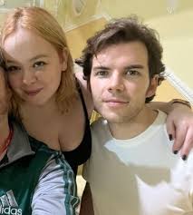 Season 4 needs to hurry up ❤️🧑🏻‍🦱👩🏾👶🏻🫠 Source Twitter (X)