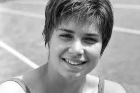 She first became interested in gymnastics. Keleti Agnes 96 Evesen Is Kirobbano Formaban Van Fotokon A Legidosebb Magyar Olimpikon Hazai Sztar Femina
