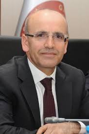 İlkokulun ilk iki senesini köyünde okuyan mehmet şimşek, geri kalan eğitimini öğretmen ağabeyinin yanında tamamlamıştır. Mehmet Simsek Haberleri Yazilar Videolar Ve Galeri Haberturk
