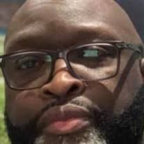 Darryl Lynch's Instagram, Twitter & Facebook