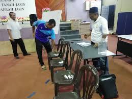 Online dictionary bm to bi. Twitter à¤ªà¤° Pdtjasin 27 2 2020 Cabut Undi Perlawanan Kejohanan Sepak Takraw Tertutup Melaka Piala Pegawai Daerah Jasin 2020