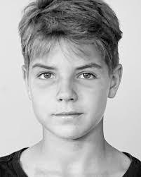 Benjamin Almeida (@bensurfalmeida) • Instagram photos and videos