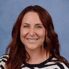 Jeanette Costa's Instagram, Twitter & Facebook