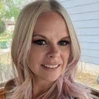 Jesse Chenoweth's Instagram, Twitter & Facebook