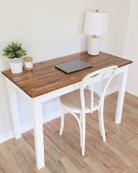To continue on our organization kick (all month long, get ready!), we turn our attention to diy desks. Simple Easy Diy Wood Desk For 45 Angela Marie Made