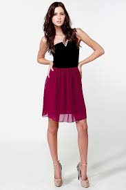 Black And Burgundy Dress Run Me Jagged Strapless Black And Burgundy Dress Burgundy Dress Dresses Stylish Dresses